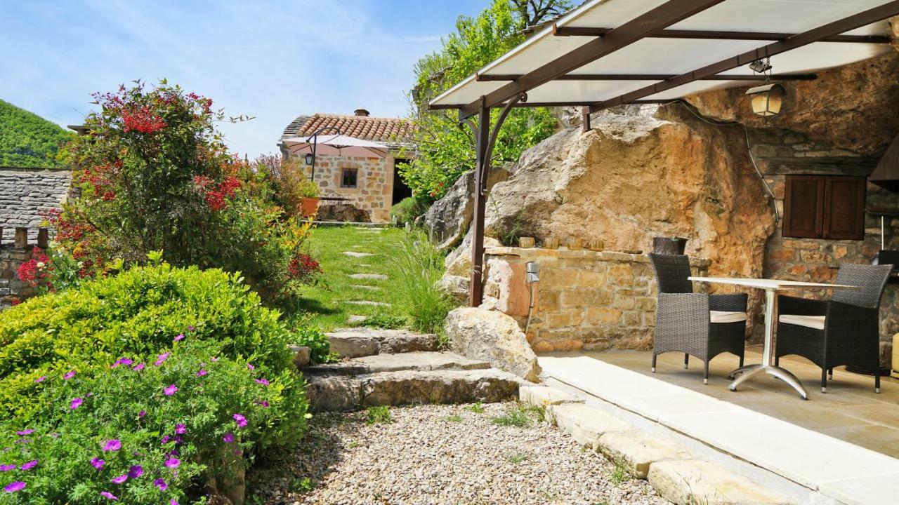 Le Colombier Saint-Veran La Roque-Sainte-Marguerite エクステリア 写真